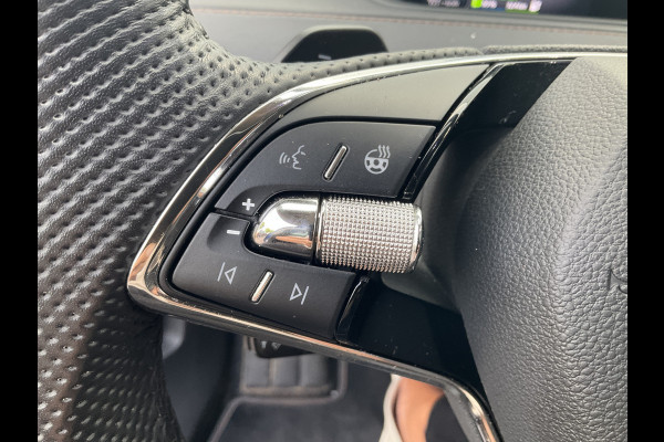 Škoda ENYAQ iV 80 First Edition Stoelverw v+A Trekhaak Warmtepomp Vol opties