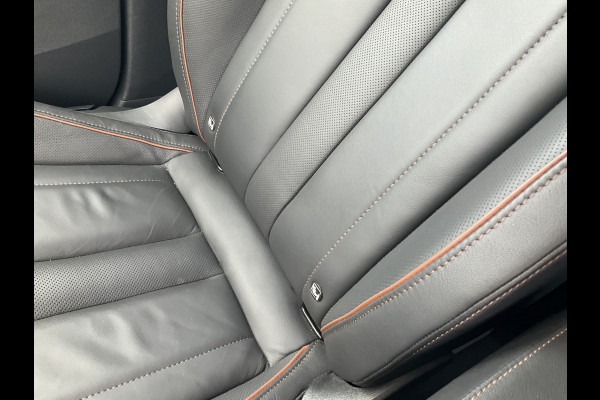 Škoda ENYAQ iV 80 First Edition Stoelverw v+A Trekhaak Warmtepomp Vol opties