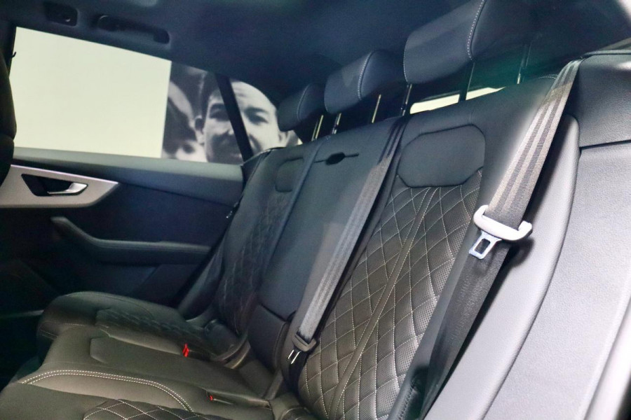 Audi Q8 55 TFSIe Q 4Wstur|PANO|RS zetels|TrkHk|VOL