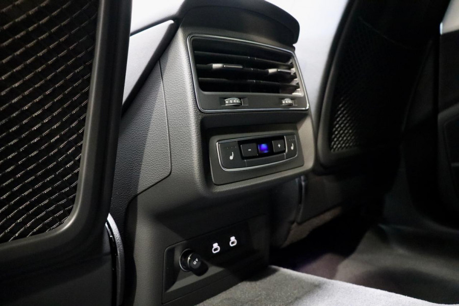 Audi Q8 55 TFSIe Q 4Wstur|PANO|RS zetels|TrkHk|VOL