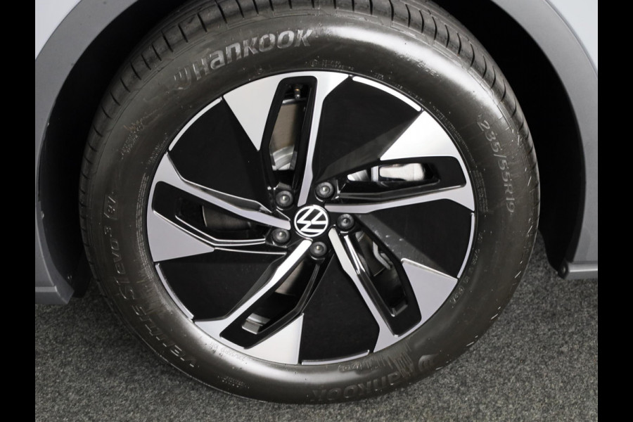 Volkswagen ID.5 Pro Business 77 kWh accu, 210 kW / 286 pk SUV Elek | 360 Camera | Led matrix | Navigatie | Elektrische Achterklep | Panoramdak | Stoelverwarming |
