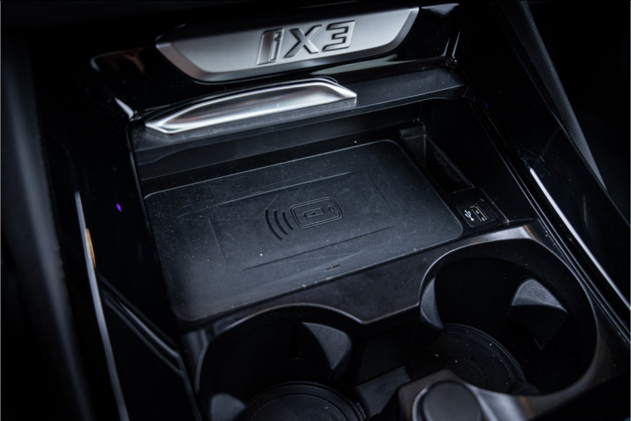 BMW iX3 High Executive Edition 80 kWh - Panorama | H&K | Memory | 360 Camera | HUD