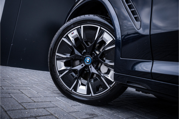 BMW iX3 High Executive Edition 80 kWh - Panorama | H&K | Memory | 360 Camera | HUD
