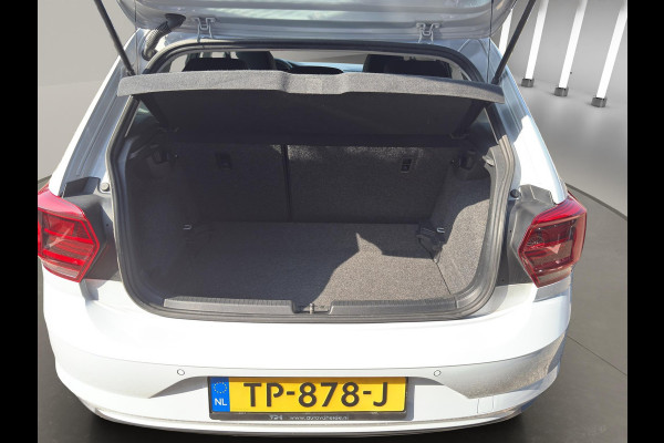 Volkswagen Polo 1.0 MPI Comfortline | Navi | Airco (automatisch) | Verwarmde voorstoelen | Camera | Parkeersensors V+A | 5Drs |