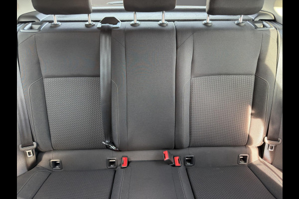 Volkswagen Polo 1.0 MPI Comfortline | Navi | Airco (automatisch) | Verwarmde voorstoelen | Camera | Parkeersensors V+A | 5Drs |