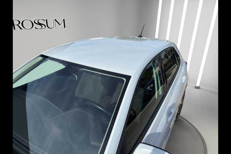 Volkswagen Polo 1.0 MPI Comfortline | Navi | Airco (automatisch) | Verwarmde voorstoelen | Camera | Parkeersensors V+A | 5Drs |