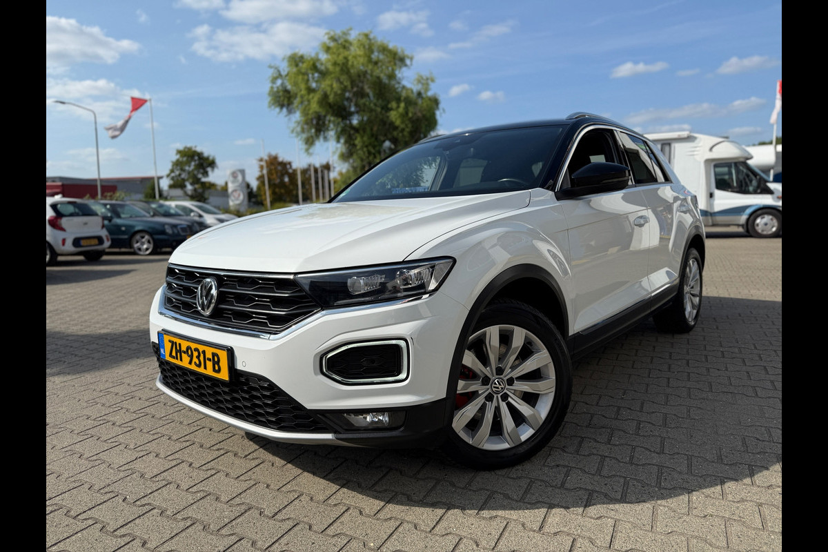 Volkswagen T-Roc 1.5 TSI Sport Automaat (BOVAG/RIJKLAARPRIJS) Volkswagen T-Roc 1.5 TSI Sport Automaat (BOVAG/RIJKLAARPRIJS)