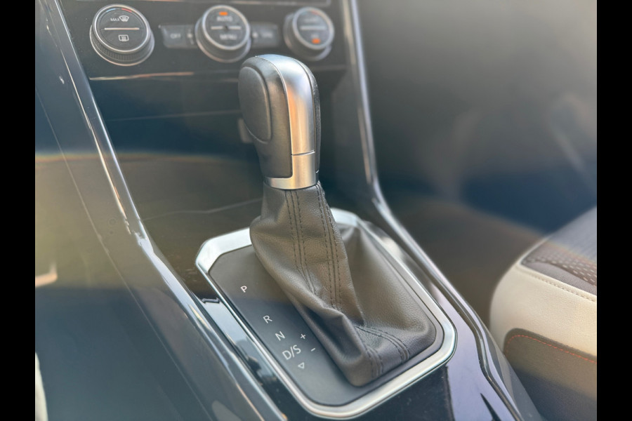 Volkswagen T-Roc 1.5 TSI Sport Automaat (BOVAG/RIJKLAARPRIJS)