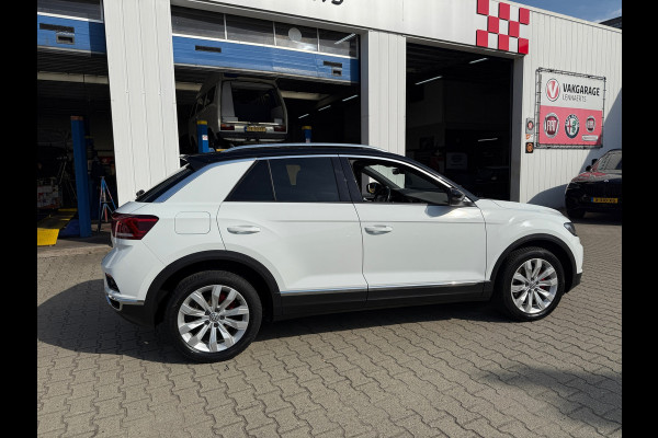 Volkswagen T-Roc 1.5 TSI Sport Automaat (BOVAG/RIJKLAARPRIJS)