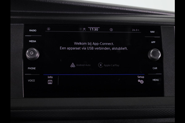 Volkswagen Transporter 2.0 TDI L2H1 28 Comfortline 150 pk Automaat | Verlengde garantie | Navigatie via App | Parkeersensoren achter | Cruise control | LED koplampen |