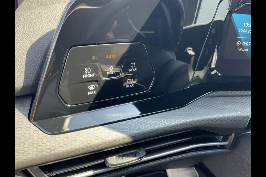 Volkswagen Golf 1.4 eHybrid 259pk GTE Led Adapt.Cruise Carplay Trekhaak PHEV Plug-in