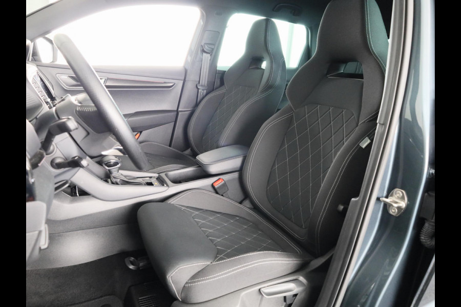 Škoda Karoq 1.5 TSI ACT Sportline Business 150 pk Automaat (DSG) | Navigatie | Elektr. trekhaak | Parkeersensoren | Achteruitrijcamera | Adaptieve cruise control | Stoelverwarming |