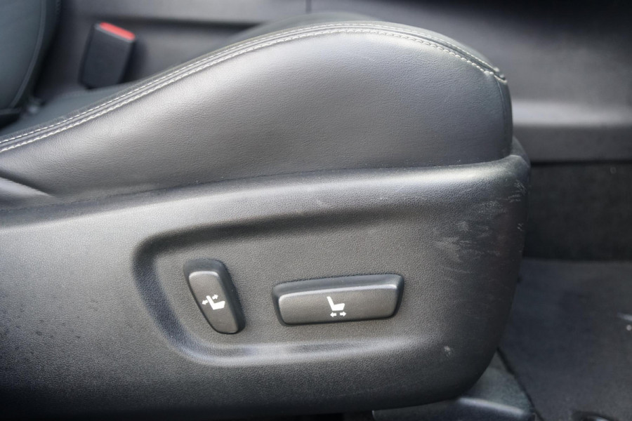 Lexus CT 200h Luxury Line + MARK & LEVINSON / GROOT SCHERM / CAMERA / MEMORY
