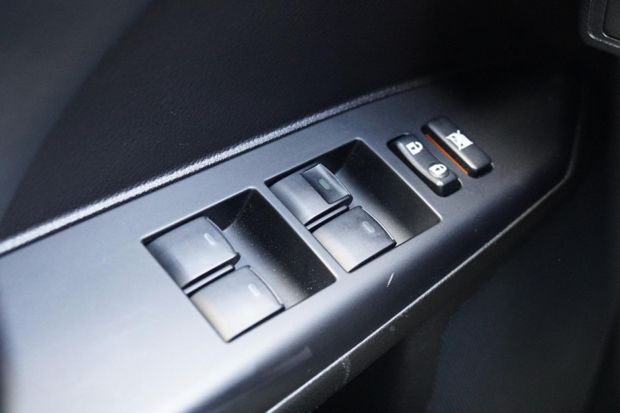 Lexus CT 200h Luxury Line + MARK & LEVINSON / GROOT SCHERM / CAMERA / MEMORY