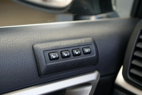 Lexus CT 200h Luxury Line + MARK & LEVINSON / GROOT SCHERM / CAMERA / MEMORY