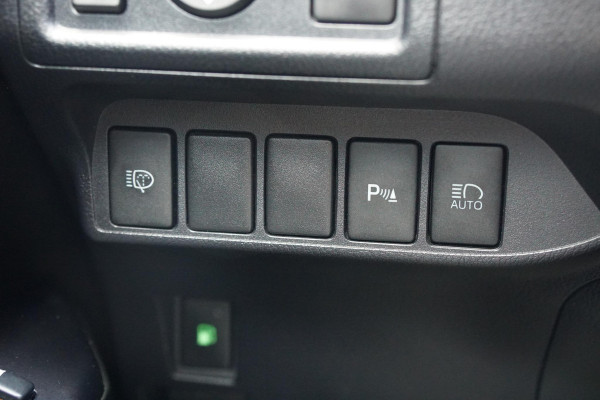 Lexus CT 200h Luxury Line + MARK & LEVINSON / GROOT SCHERM / CAMERA / MEMORY