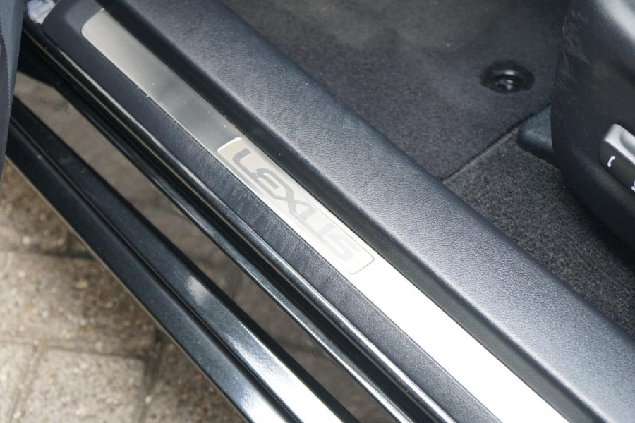 Lexus CT 200h Luxury Line + MARK & LEVINSON / GROOT SCHERM / CAMERA / MEMORY