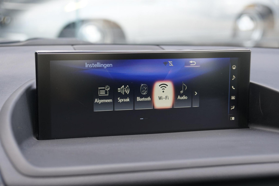 Lexus CT 200h Luxury Line + MARK & LEVINSON / GROOT SCHERM / CAMERA / MEMORY