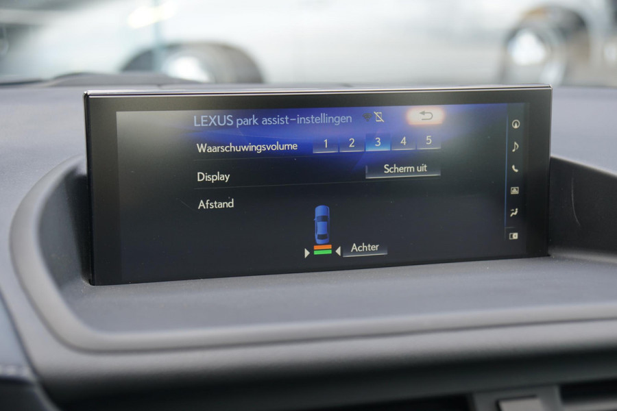 Lexus CT 200h Luxury Line + MARK & LEVINSON / GROOT SCHERM / CAMERA / MEMORY