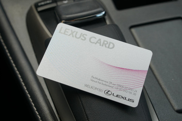 Lexus CT 200h Luxury Line + MARK & LEVINSON / GROOT SCHERM / CAMERA / MEMORY