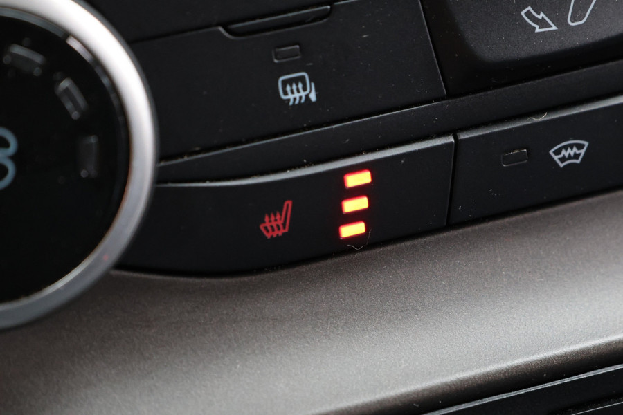 Ford Transit Custom 320 2.0 TDCI 190 PK L2H1 | Raptor Edition | BTW / BPM Vrij | Marge | Camera | CarPlay | Trekhaak | 3-Zitter | DAB | Cruise control | PDC V+A | LED | Nieuwe APK | Dealer onderhouden