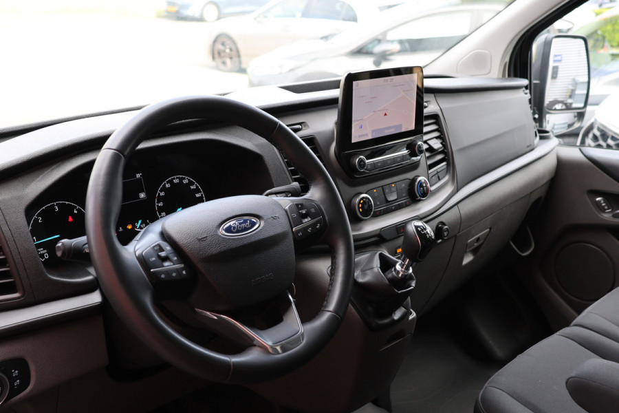 Ford Transit Custom 340 2.0 TDCI 190 PK L2H1 | Raptor Edition | Blind Spot | Bi-Xenon | Navigatie | Camera | CarPlay | 3-Zitter | DAB | Cruise control | PDC V+A | LED | Nieuwe APK | Dealer onderhouden