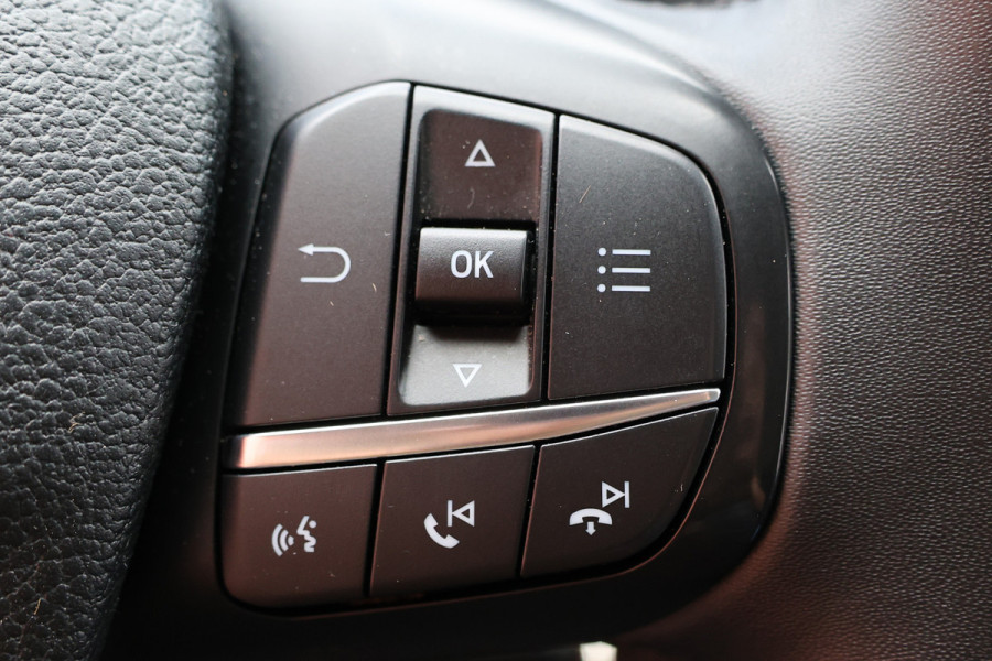 Ford Transit Custom 340 2.0 TDCI 190 PK L2H1 | Raptor Edition | Blind Spot | Bi-Xenon | Navigatie | Camera | CarPlay | 3-Zitter | DAB | Cruise control | PDC V+A | LED | Nieuwe APK | Dealer onderhouden