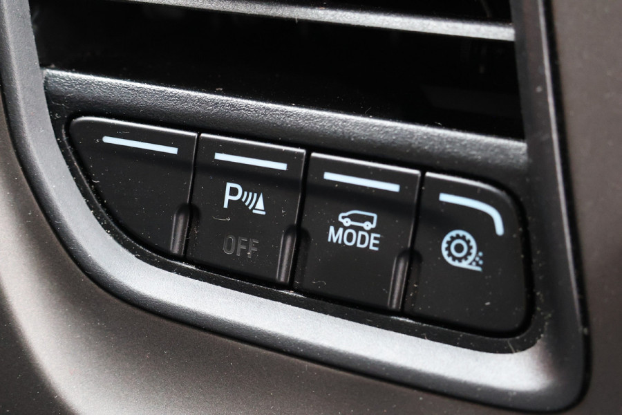 Ford Transit Custom 340 2.0 TDCI 190 PK L2H1 | Raptor Edition | Blind Spot | Bi-Xenon | Navigatie | Camera | CarPlay | 3-Zitter | DAB | Cruise control | PDC V+A | LED | Nieuwe APK | Dealer onderhouden