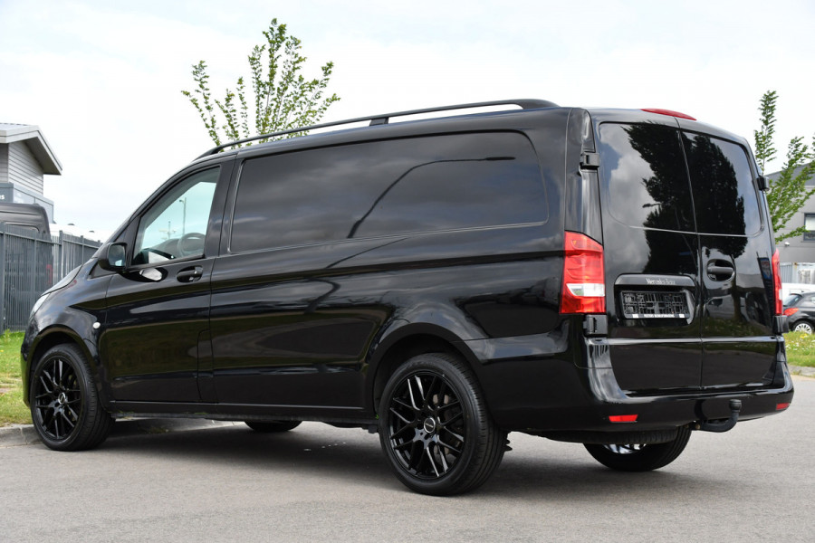 Mercedes-Benz Vito 116 CDI L2 Black Edition Cruise, Camera, Carplay, 164pk, Automaat, Sensoren, Trekhaak, Multimedia, LED, Stoelverwarming, Uniek!