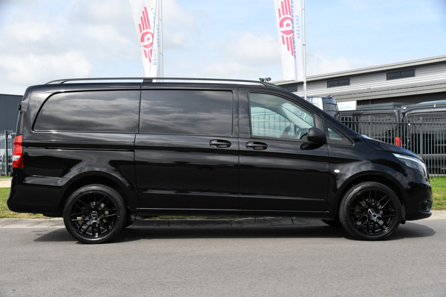 Mercedes-Benz Vito 116 CDI L2 Black Edition Cruise, Camera, Carplay, 164pk, Automaat, Sensoren, Trekhaak, Multimedia, LED, Stoelverwarming, Uniek!