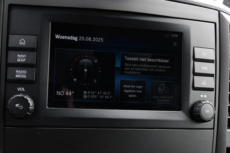 Mercedes-Benz Vito 116 CDI L2 Black Edition Cruise, Camera, Carplay, 164pk, Automaat, Sensoren, Trekhaak, Multimedia, LED, Stoelverwarming, Uniek!