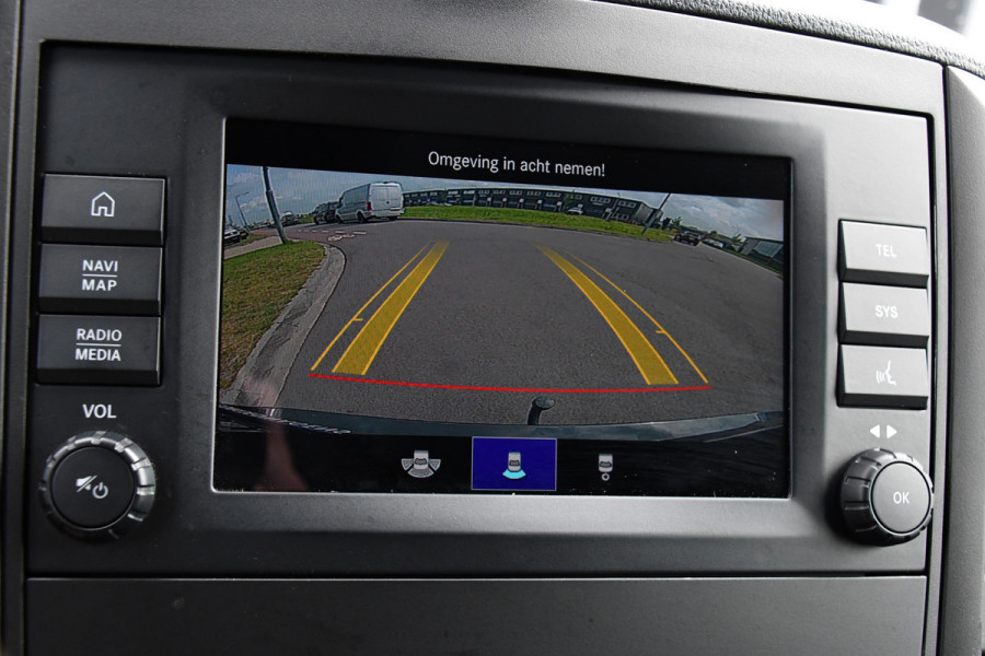 Mercedes-Benz Vito 116 CDI L2 Black Edition Cruise, Camera, Carplay, 164pk, Automaat, Sensoren, Trekhaak, Multimedia, LED, Stoelverwarming, Uniek!