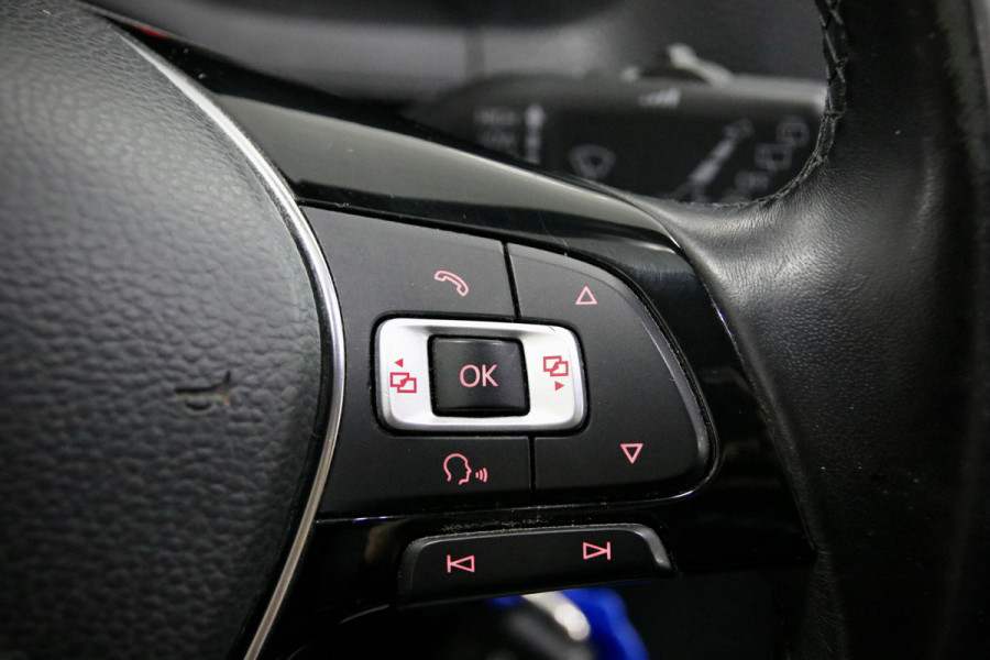 Volkswagen Caddy 2.0 TDI DSG 185 PK | ACC | Bi-Xenon | Navigatie | CarPlay | F1 Flippers | DAB | MF Stuur | Airco | PDC | NAP Logisch | Nieuwe APK
