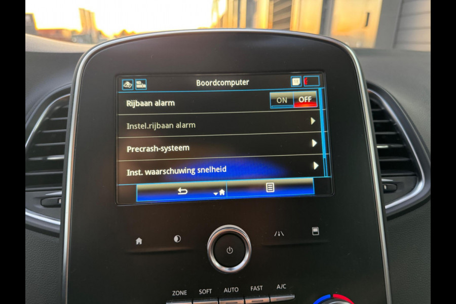 Renault Grand Scénic 1.3 TCe Limited | Airco | Nap | Nav | Sensors