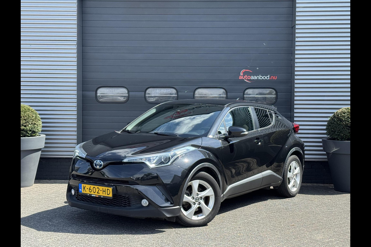 Toyota C-HR 1.8 Hybrid Dynamic | Navigatie | Camera | DAB | Cruise Control | Lichtmetalen Velgen |