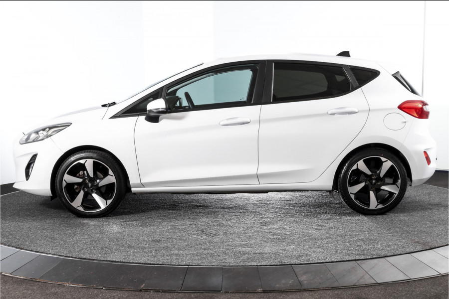 Ford Fiesta 1.1 85 PK Trend | Stoelverwarming | PDC | App.Connect | Airco | Trekhaak | LM 17" |