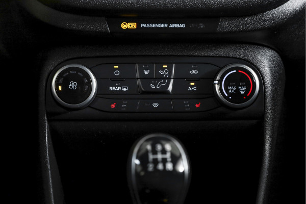 Ford Fiesta 1.1 85 PK Trend | Stoelverwarming | PDC | App.Connect | Airco | Trekhaak | LM 17" |