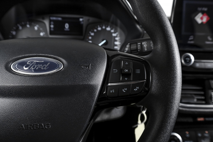Ford Fiesta 1.1 85 PK Trend | Stoelverwarming | PDC | App.Connect | Airco | Trekhaak | LM 17" |