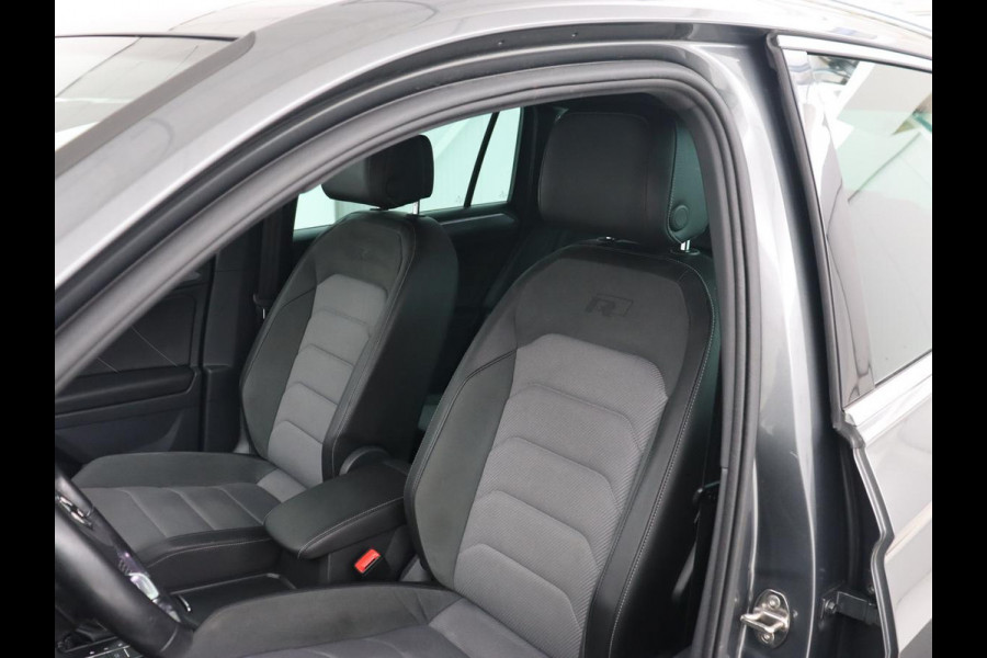 Volkswagen Tiguan 1.4 TSI R Line | Stoelverwarming | Adaptief LED | Camera | Adaptive cruise | Park Assist | Navigatie | Keyless | Virtual Cockpit