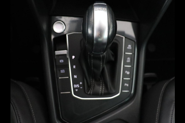 Volkswagen Tiguan 1.4 TSI R Line | Stoelverwarming | Adaptief LED | Camera | Adaptive cruise | Park Assist | Navigatie | Keyless | Virtual Cockpit