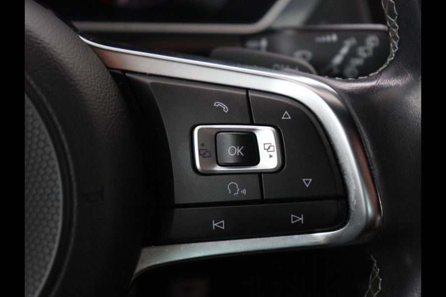 Volkswagen Tiguan 1.4 TSI R Line | Stoelverwarming | Adaptief LED | Camera | Adaptive cruise | Park Assist | Navigatie | Keyless | Virtual Cockpit