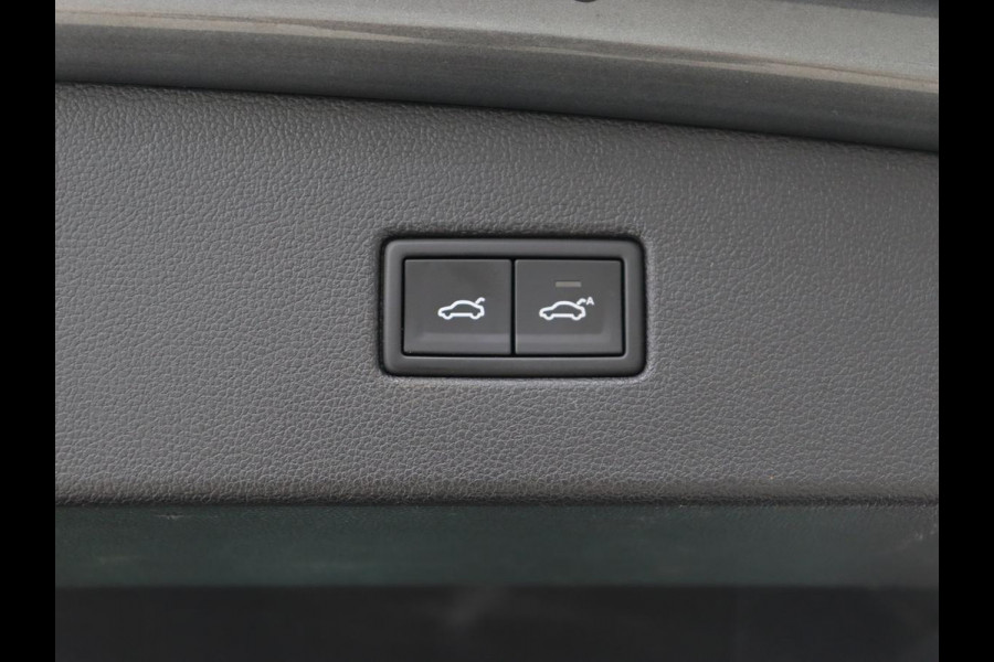 Volkswagen Tiguan 1.4 TSI R Line | Stoelverwarming | Adaptief LED | Camera | Adaptive cruise | Park Assist | Navigatie | Keyless | Virtual Cockpit
