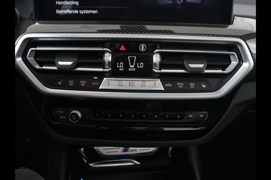 BMW X3 xDrive30e M Sport | Panoramadak | Leder | Head-Up | LaserLight | Trekhaak | Stoelverwarming | Camera | Carplay | Live Cockpit | Sportstoelen | Navigatie | Individual Lak | PHEV | Plug In