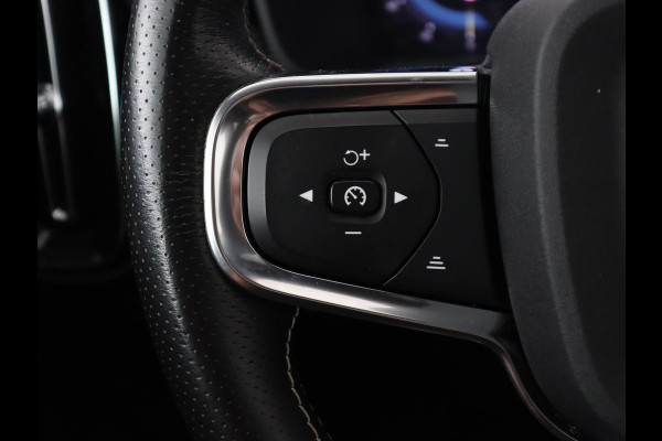 Volvo XC40 Recharge P8 AWD R-Design | Panoramadak | 360 Camera | Harman/Kardon | Stoel & stuurverwarming | Adaptive cruise | Leder/Alcantara | Carplay | Navigatie