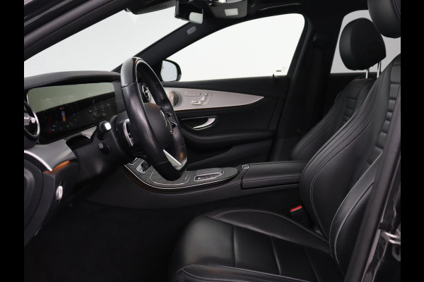 Mercedes-Benz E-Klasse 300e Business Solution AMG | Panoramadak | Burmester | Trekhaak | Head-Up | 360 Camera | Memory | Nappaleder | Matrix LED | Stoelverwarming | Widescreen | PHEV | Plug In