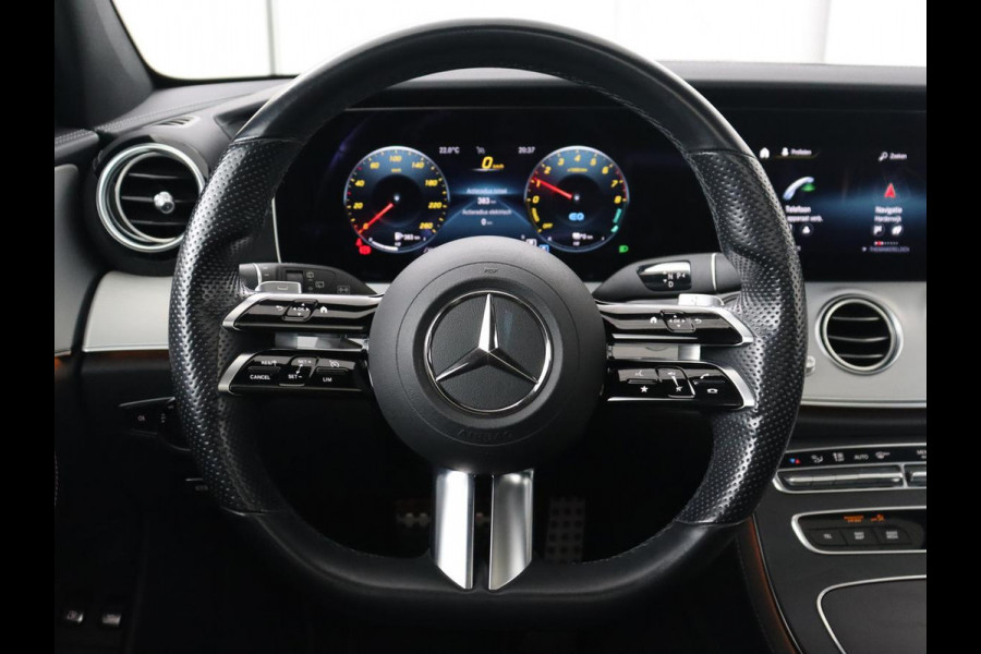 Mercedes-Benz E-Klasse 300e Business Solution AMG | Panoramadak | Burmester | Trekhaak | Head-Up | 360 Camera | Memory | Nappaleder | Matrix LED | Stoelverwarming | Widescreen | PHEV | Plug In