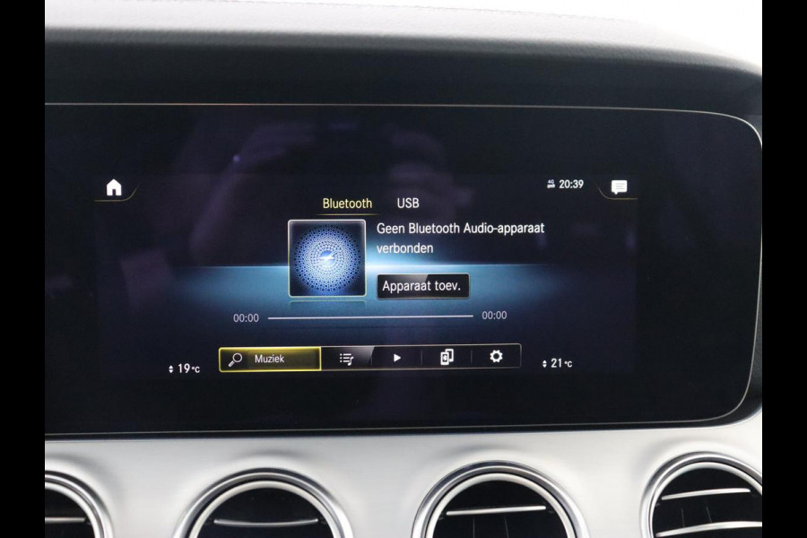 Mercedes-Benz E-Klasse 300e Business Solution AMG | Panoramadak | Burmester | Trekhaak | Head-Up | 360 Camera | Memory | Nappaleder | Matrix LED | Stoelverwarming | Widescreen | PHEV | Plug In