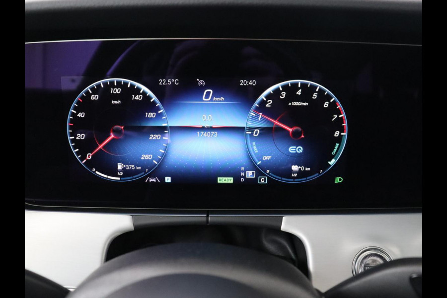 Mercedes-Benz E-Klasse 300e Business Solution AMG | Panoramadak | Burmester | Trekhaak | Head-Up | 360 Camera | Memory | Nappaleder | Matrix LED | Stoelverwarming | Widescreen | PHEV | Plug In