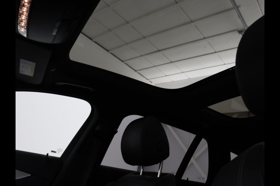 Mercedes-Benz E-Klasse 300e Business Solution AMG | Panoramadak | Burmester | Trekhaak | Head-Up | 360 Camera | Memory | Nappaleder | Matrix LED | Stoelverwarming | Widescreen | PHEV | Plug In