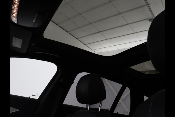 Mercedes-Benz E-Klasse 300e Business Solution AMG | Panoramadak | Burmester | Trekhaak | Head-Up | 360 Camera | Memory | Nappaleder | Matrix LED | Stoelverwarming | Widescreen | PHEV | Plug In